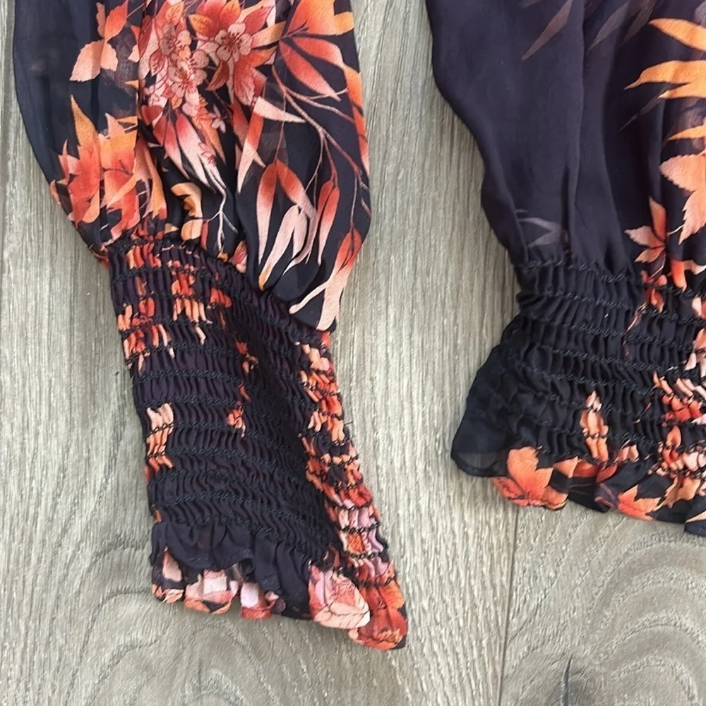 WARM NY - Sheer Floral Women's Top - Estimating Size M